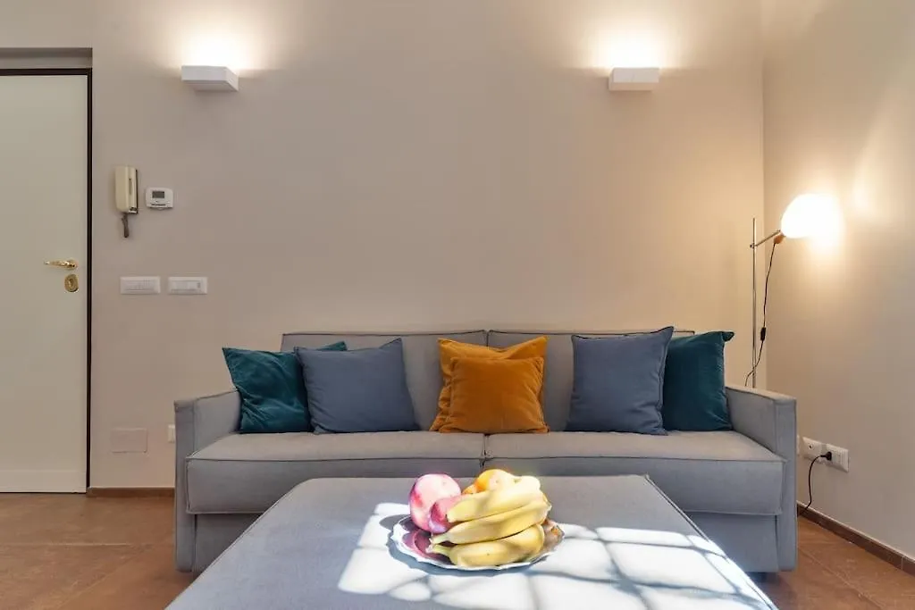 Apartment Garage-Netflix-Wifi Garden Suite Rome