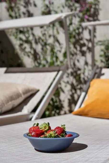 Apartment Garage-Netflix-Wifi Garden Suite Rome