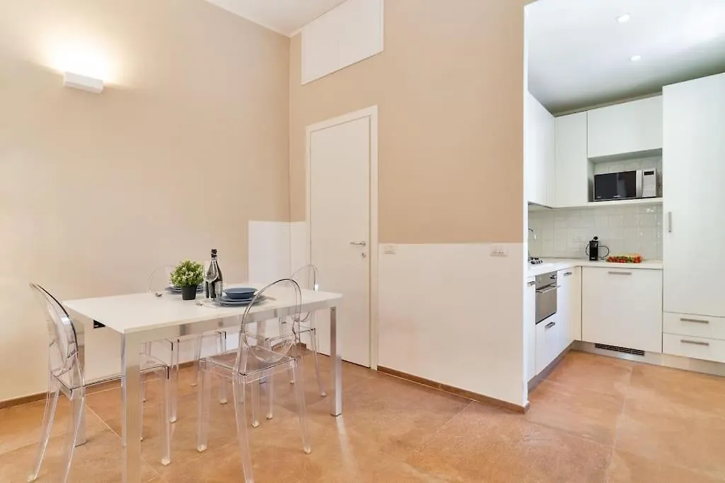 Apartment Garage-Netflix-Wifi Garden Suite Rome Italy